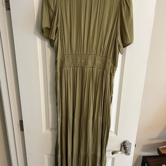 Anthropologie Somerset Satin Maxi - Green - Picture 6 of 6